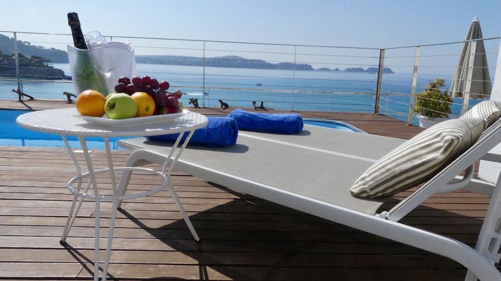 Carabela Hotel Пагера Екстериор снимка