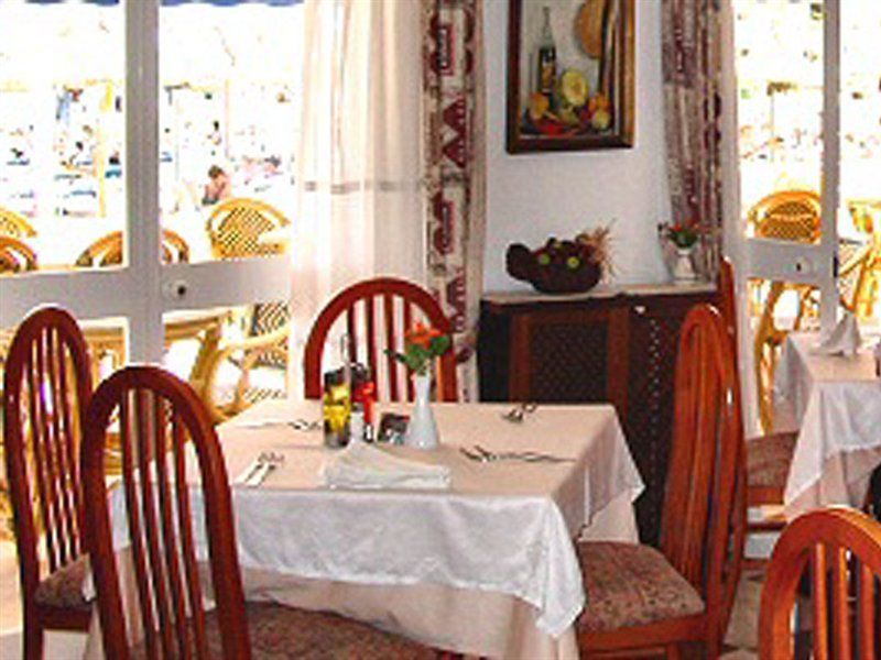 Carabela Hotel Пагера Екстериор снимка